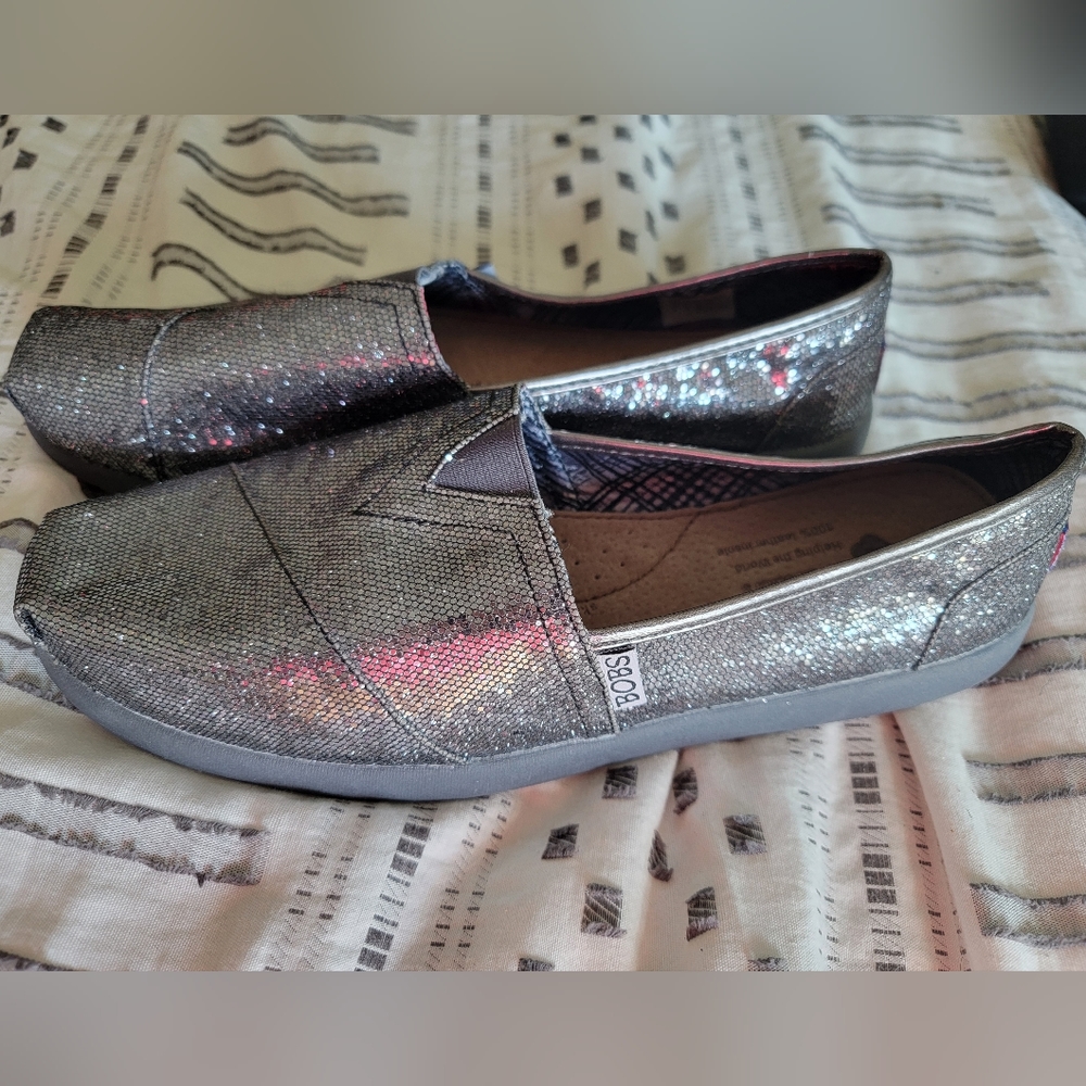 Size 9 Bob's silver glitter shoes
